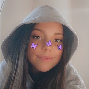 Meet your Posher, Alexandra